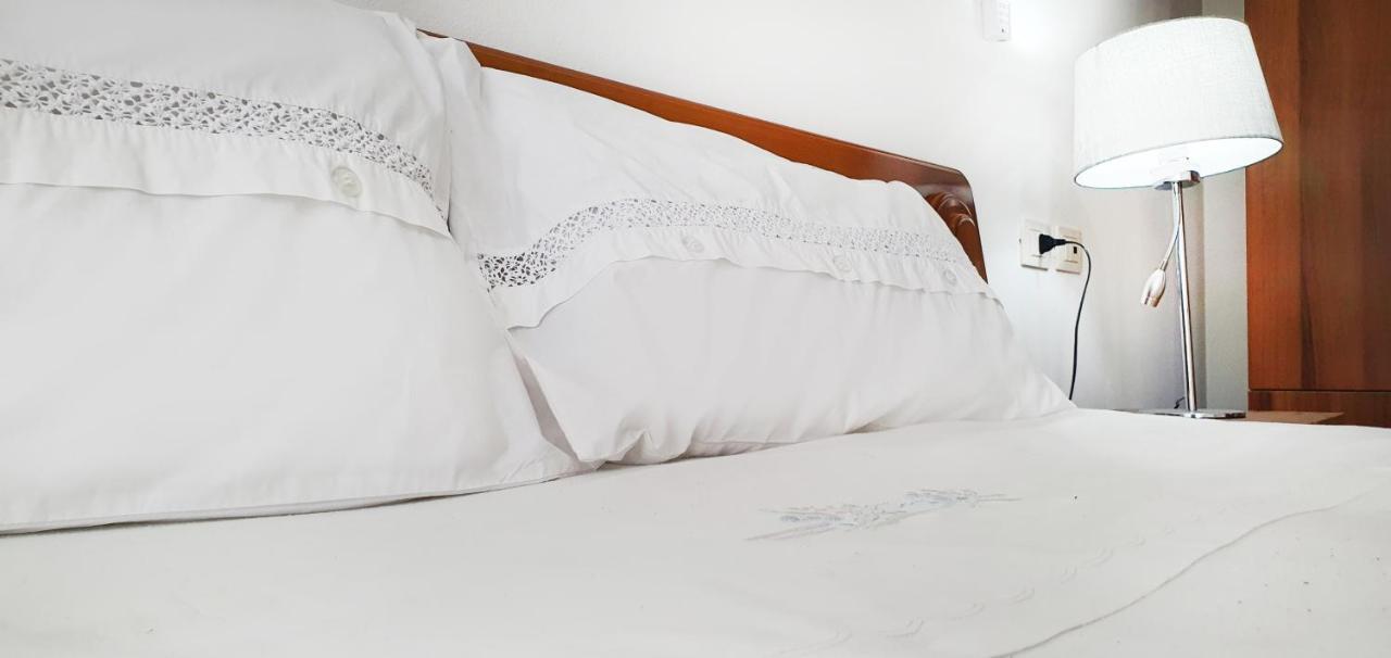 Sea & Sun Apartment Durres Bagian luar foto